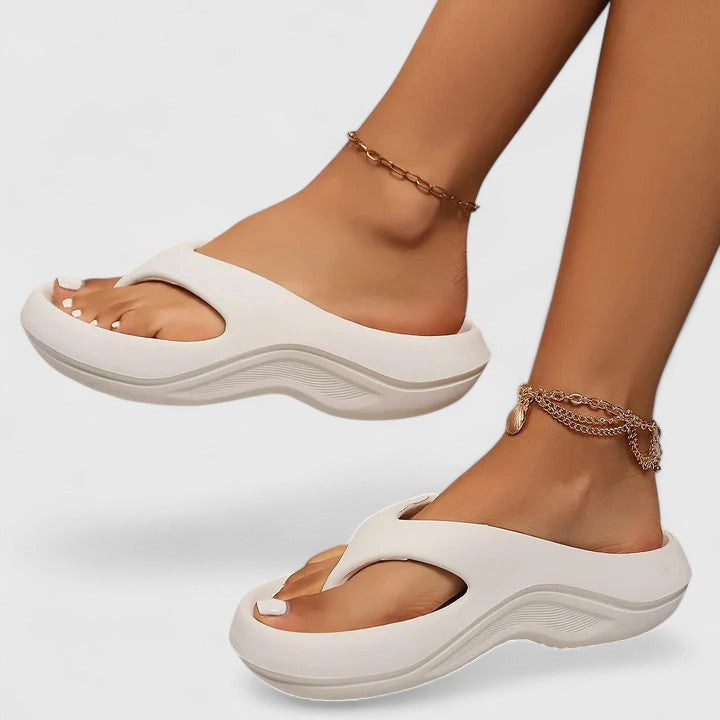 Melba Lane – cream thong sandals padded toe post and footbed detail, AU women's sizes