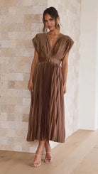 Valencia Pleated Flowy Midi Dress