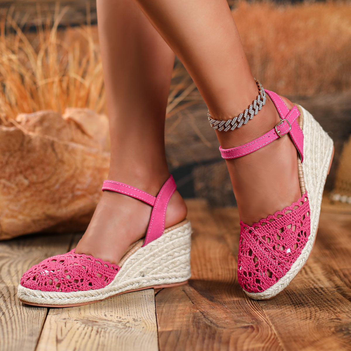 Giglio Closed Toe Wedge Sandals